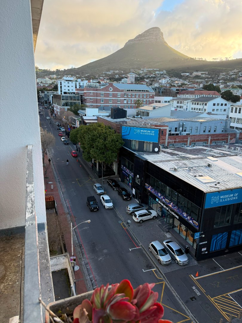 1 Bedroom Property for Sale in Cape Town City Centre Western Cape